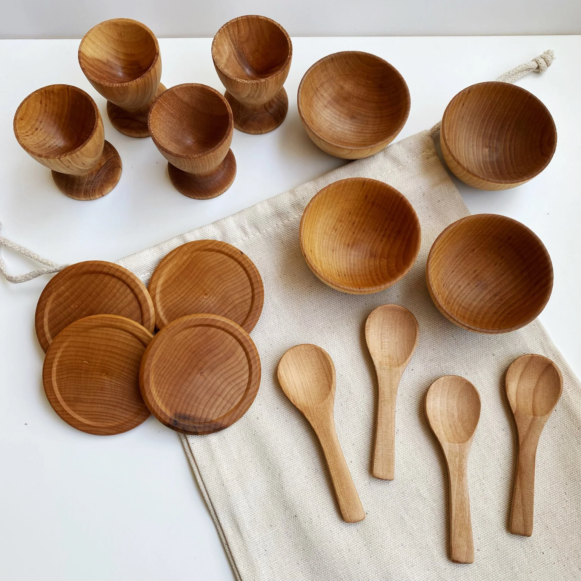 Bamboo and Wooden Tableware