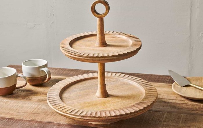 Wooden Cake Stand1